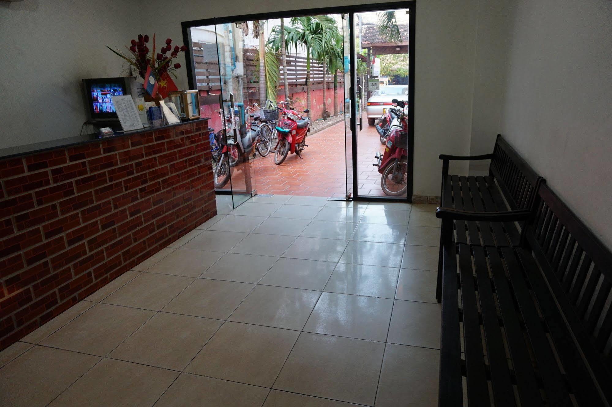 Vientiane Garden Villa Hotel Exterior foto